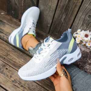 baskets respirantes en maille pour femmes baskets basses légères avec semelle pvc rembourrée, blanc/gris/noir/rose/vert/bleu/pêche chaussures de sport à lacets pour gymnase, voyage, travail