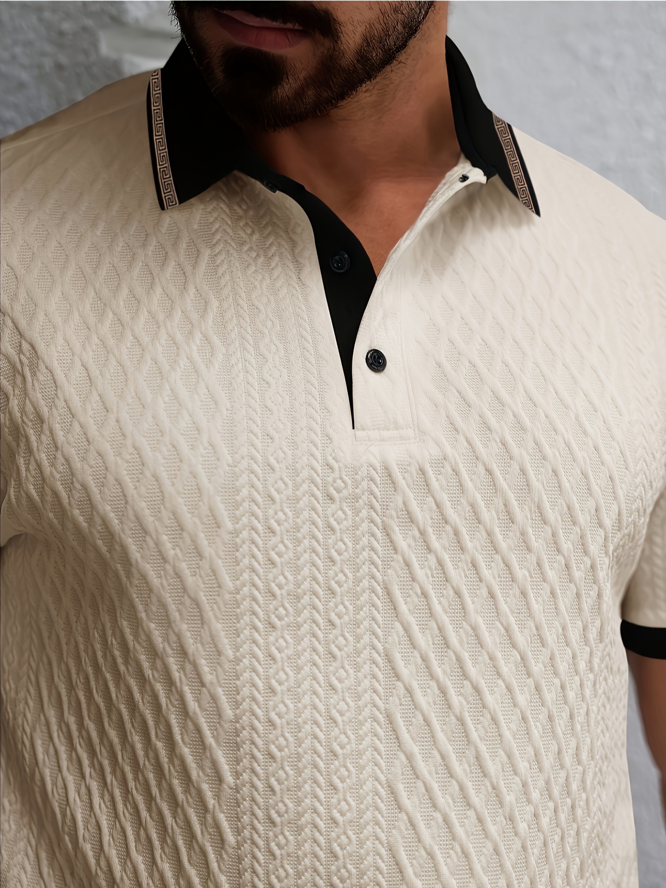 les nouveaux polos pour hommes à blocs de couleurs sont un succès, avec un col jacquard, un tissu texturé doux, parfaits pour les affaires décontractées en plein air, les polos respirants et les chemises de golf. les nouveaux polos pour hommes à blocs de couleurs sont un succès, avec un col jacquard, un tissu texturé doux, parfaits pour les affaires décontractées en plein air, les polos respirants et les chemises de golf.